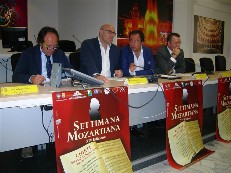 Foto-1-Presentazione-Settimana-Mozartiana-(Medium).JPG