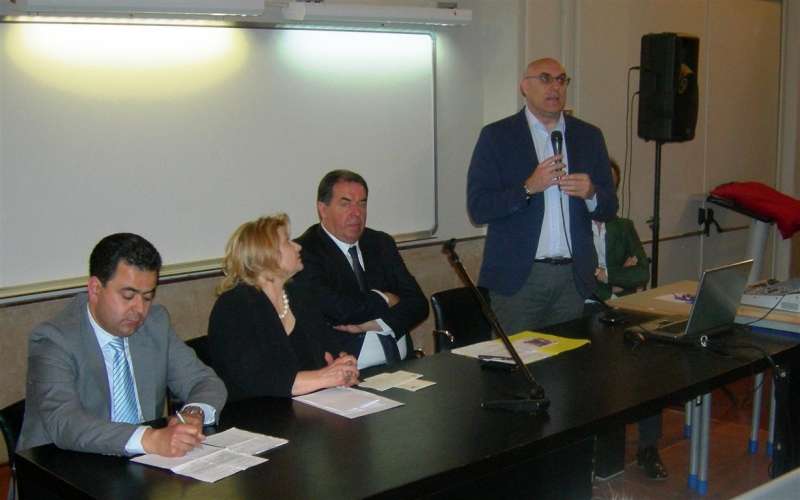Foto-Inaugurazione-Biblioteca-Istituto-Galiani.JPG