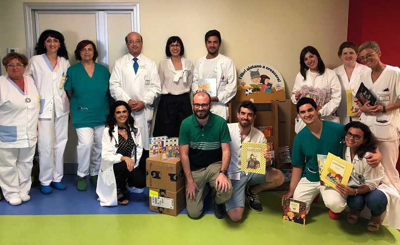 donazione-libri-a-Clinica-pediatrica-Chieti.jpg